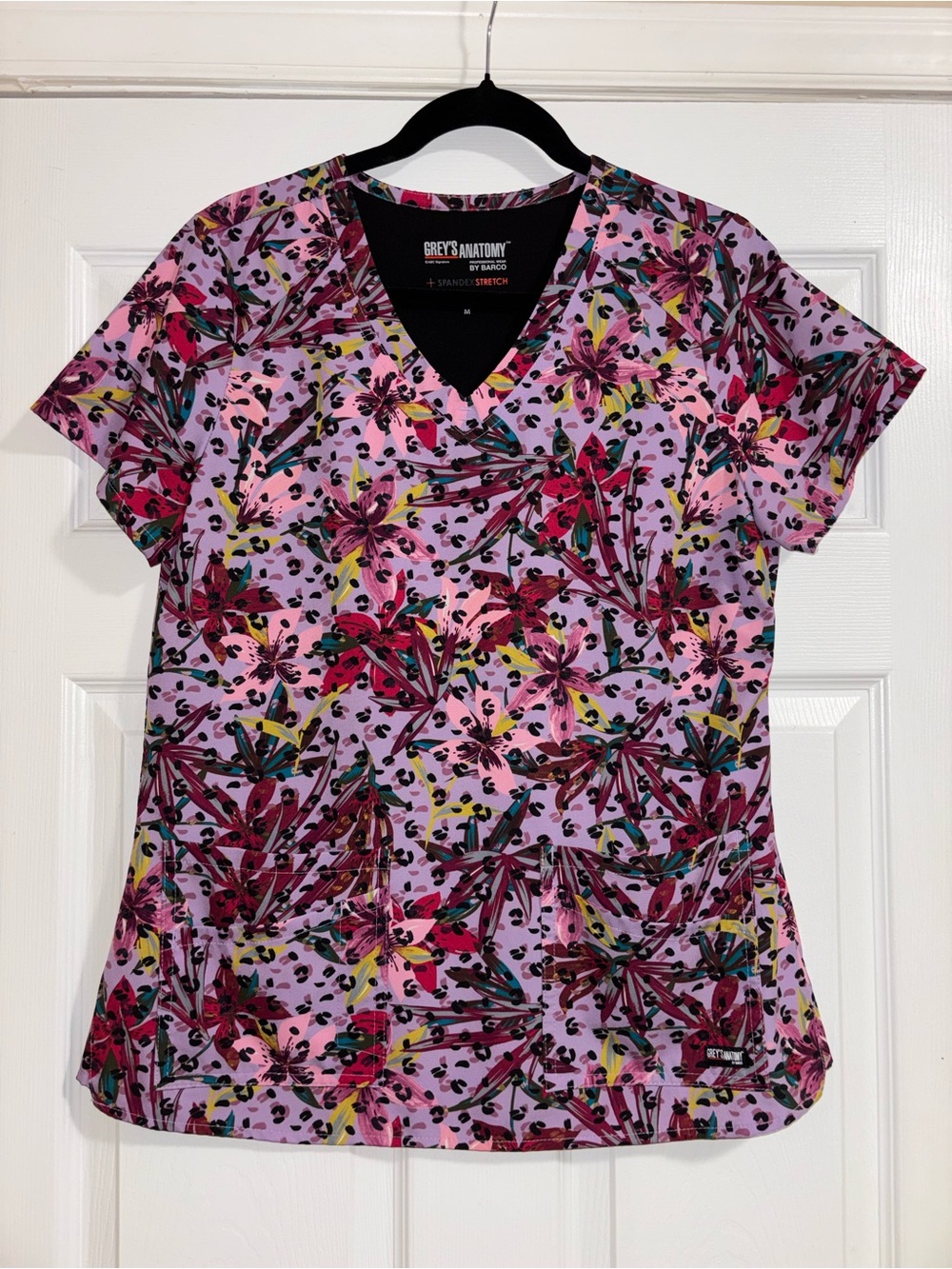 Grey’s Anatomy Scrub Top Size Medium
